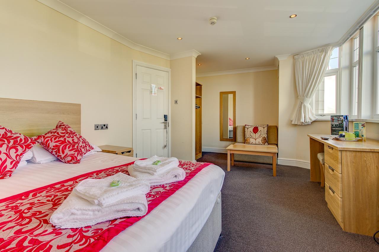 New Boston Guest Accommodation Φλίτγουντ Εξωτερικό φωτογραφία